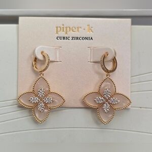 Piper K Cubic Zirconia Flower Earring